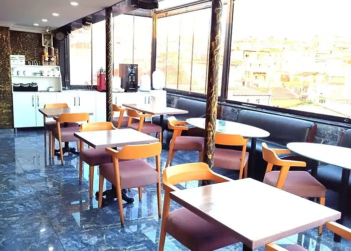 Royalboutique Anex B Kayaroyal - There Is No Lift - Coffees & Tea Free Of Charge At The Terrace Restaurant Istanbul