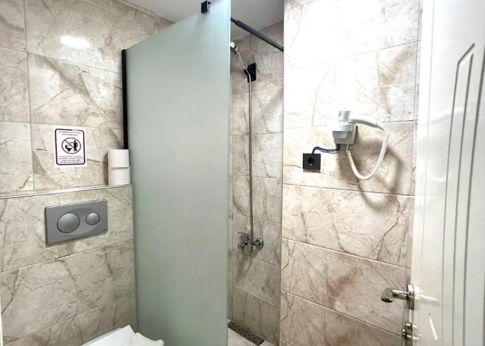 Royalboutique Anex B Kayaroyal - There Is No Lift - Coffees & Tea Free Of Charge At The Terrace Restaurant Hotel Istanbul