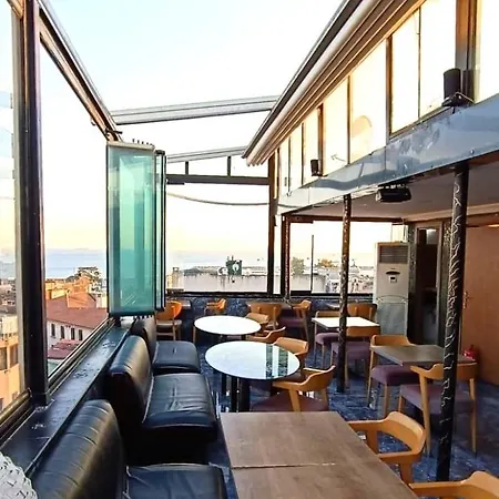 호텔 Royalboutique Anex B Kayaroyal - There Is No Lift - Coffees & Tea Free Of Charge At The Terrace Restaurant 이스탄불