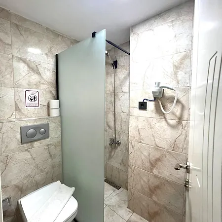 Royalboutique Anex B Kayaroyal - There Is No Lift - Coffees & Tea Free Of Charge At The Terrace Restaurant מלון איסטמבול